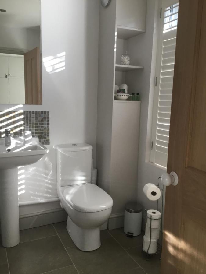 Number 19 B&B チチェスター エクステリア 写真